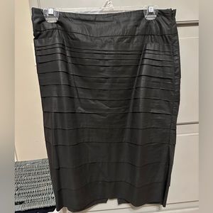 Kenar Skirt
